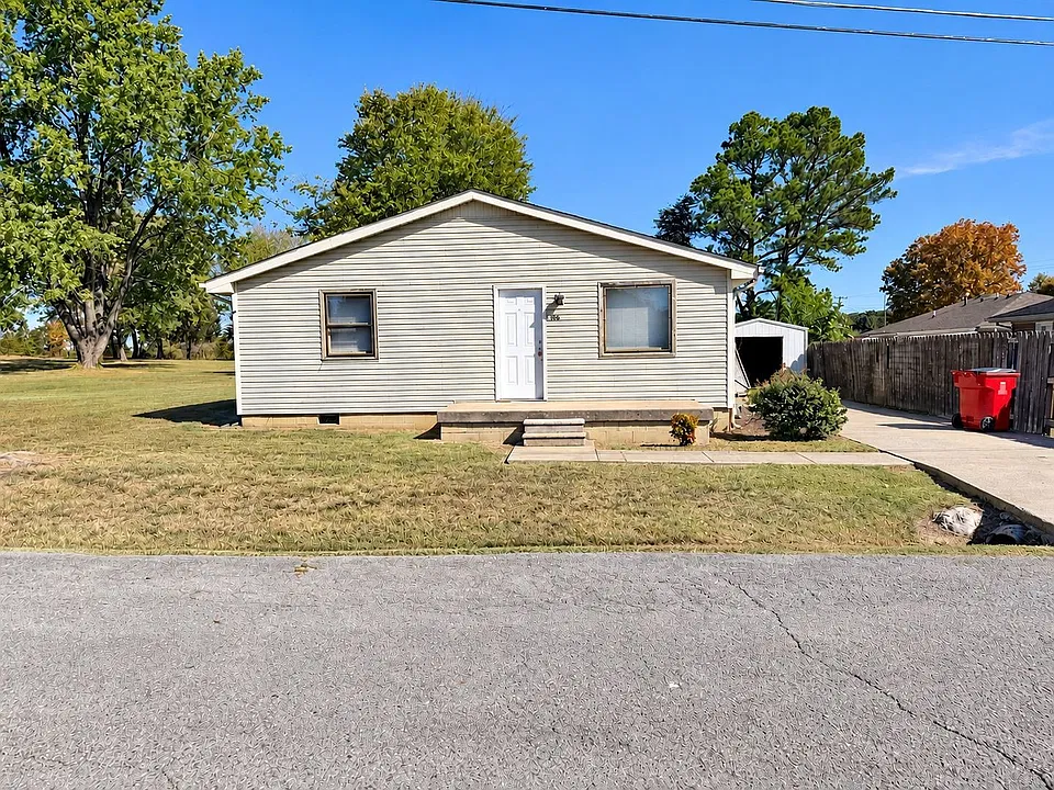 106 Dickerson Ln