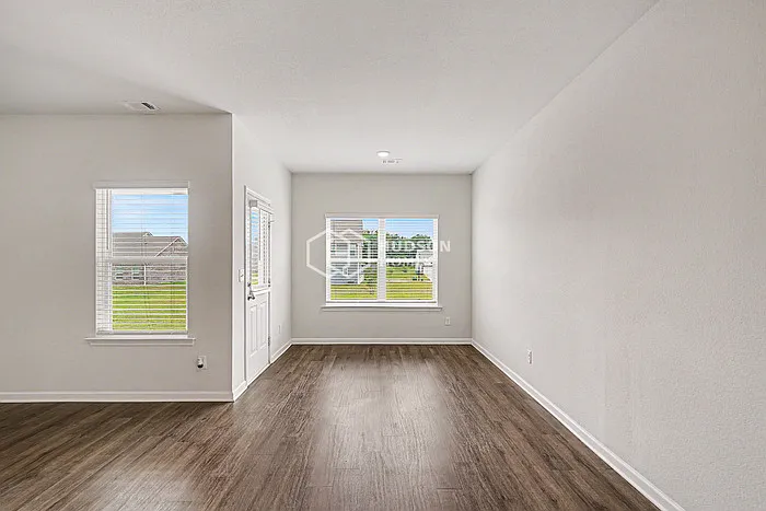 1267 Fendt Dr — Photo 6