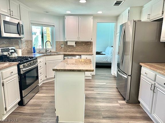 3rd image of 5119 El Nino Ln
