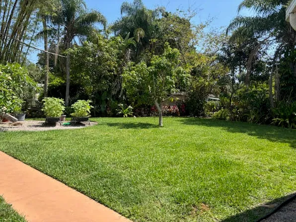 368 Chamberlain Boulevard, Fort Pierce, FL 34950