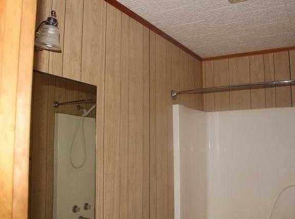 "638WisdomRdInterior.jpg"