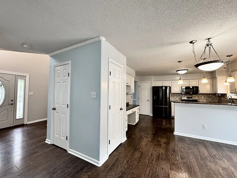 1733 Bernstein Dr — Photo 26