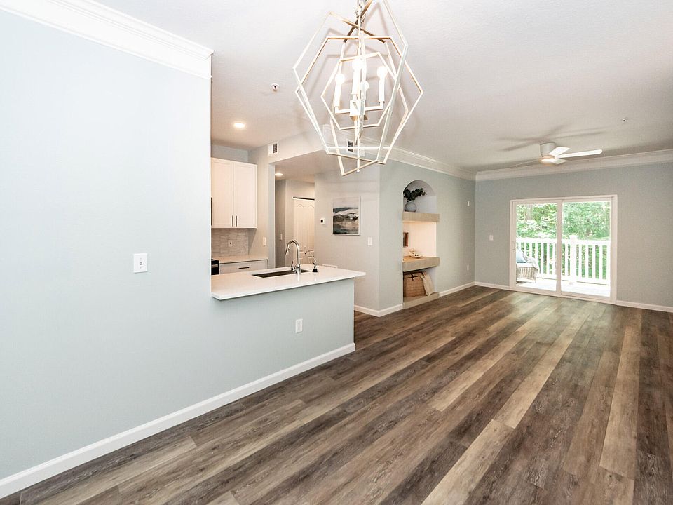 1st image of 1300 Park West Blvd Unit 611