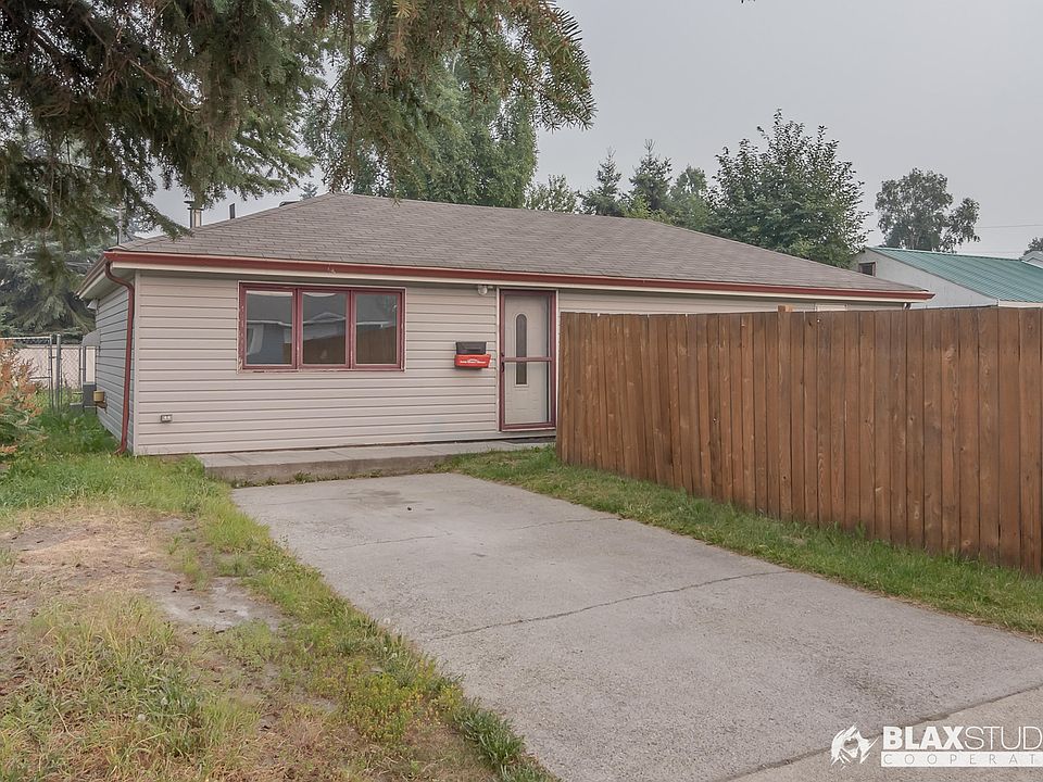 1st image of 205 Kody Dr
