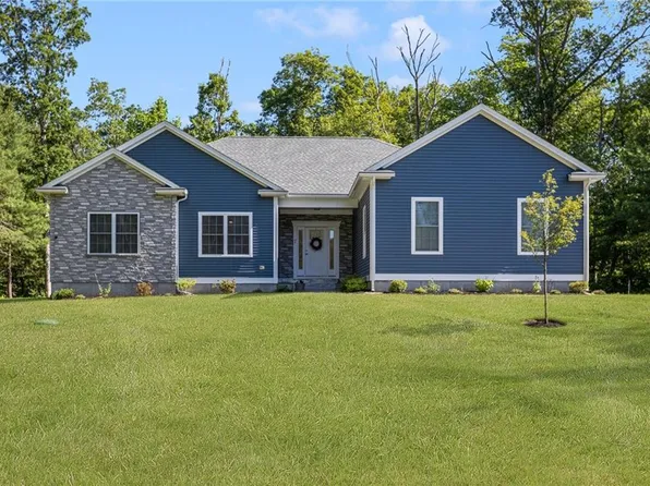 7 Avery Way, Richmond, RI 02898