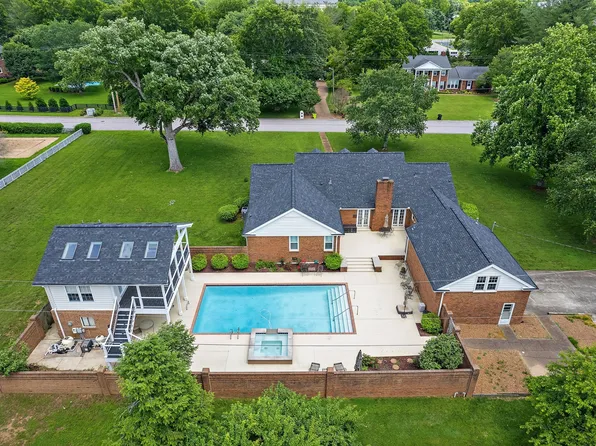 6305 Chickering Cir, Nashville, TN 37215