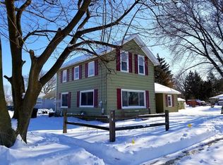 411 S Schuyler St, Neosho, WI 53059