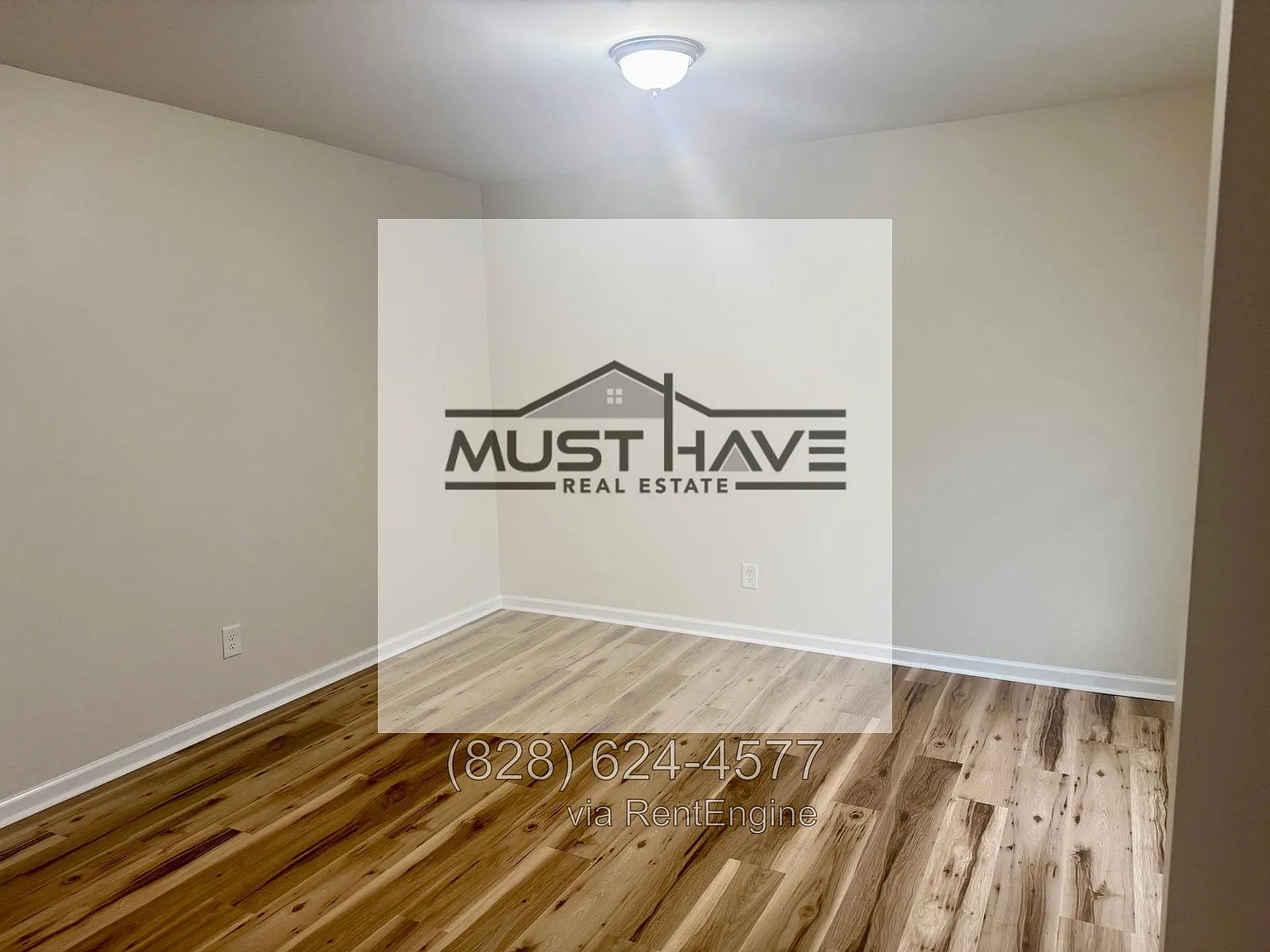 4 bed, 2.5 bath, 2000 sqft, $2,300 — Photo 3