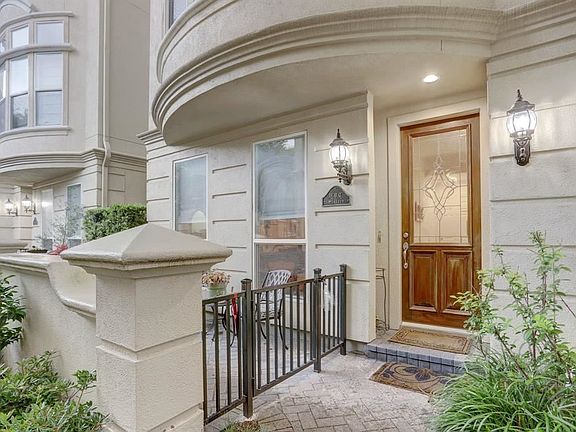 4th image of 1515 Hyde Park Blvd APT 16