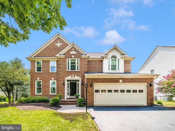 19025 Snowberry Ct, Leesburg, VA 20176