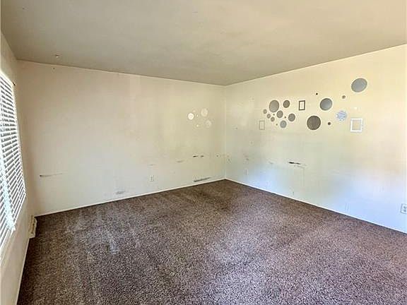 4th image of 502 Osborne Rd