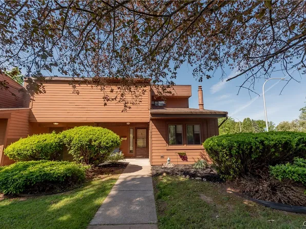 639 Village Blvd N, Baldwinsville, NY 13027