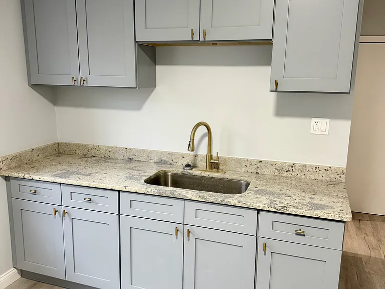2604 Schrage Ave #2 — Photo 7