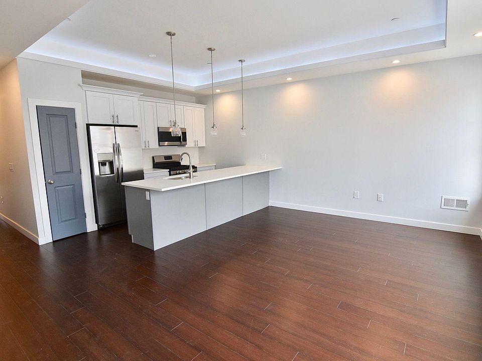 1st image of 1339 N Franklin St #2F