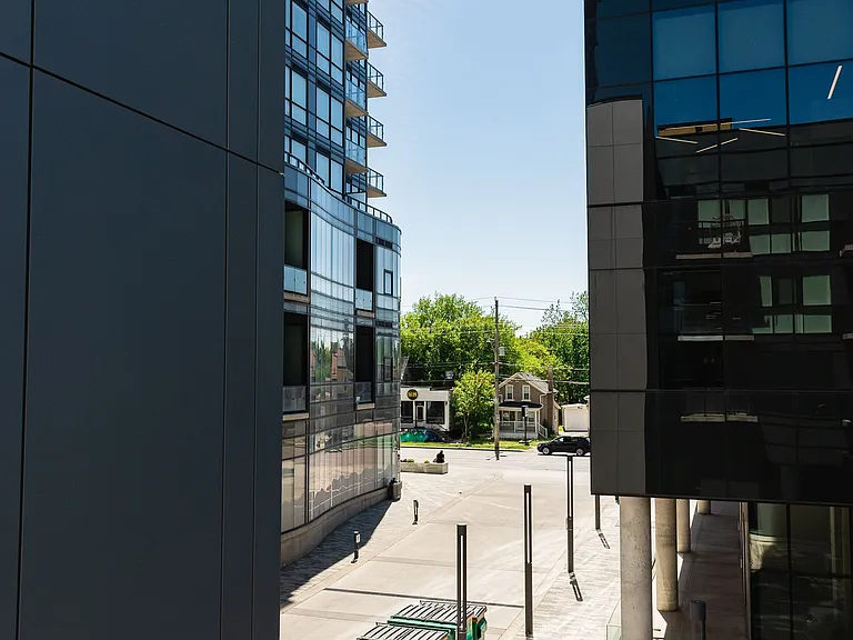 108 Garment St — Photo 11