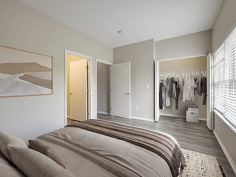 Bedroom with Ensuite Bathroom