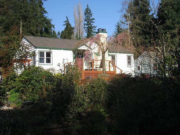 2nd image of 18615 16th Ave NE