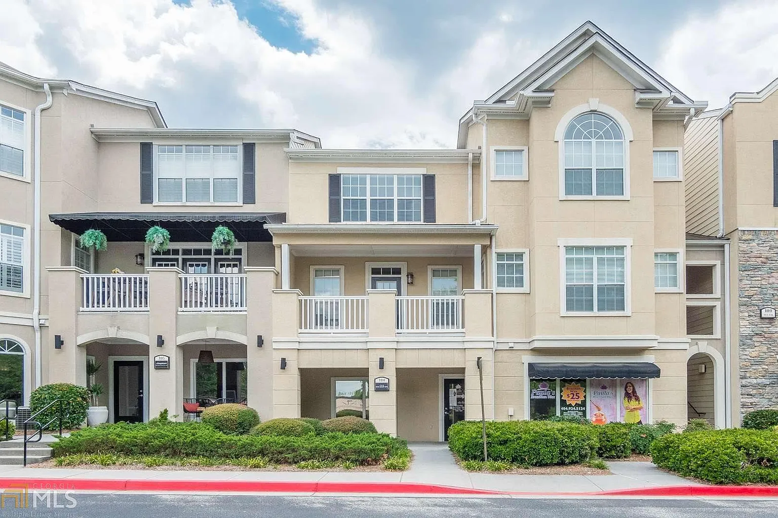 2015 Barrett Lakes Blvd NW photo 1
