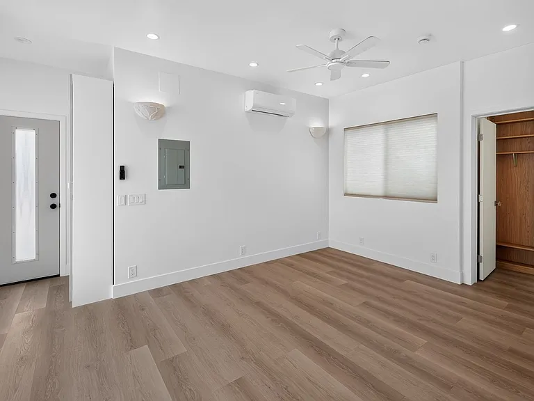 1216 Lagan Ave — Photo 14