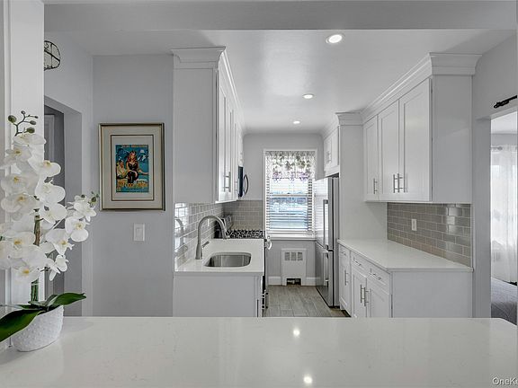 3rd image of 620 Pelham Road #3C