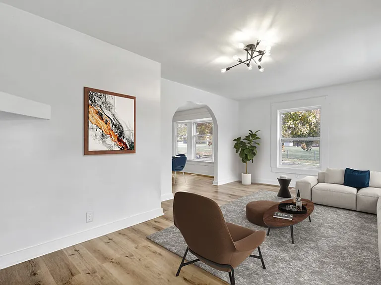1033 E Cesar E Chavez Ave #1 — Photo 14