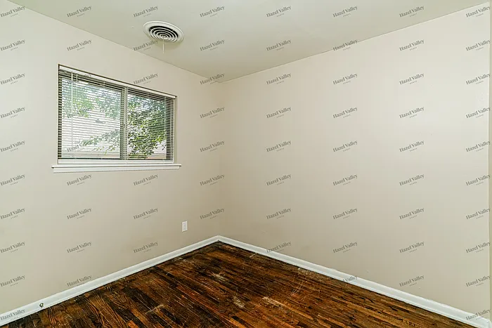 5610 N Garrison Pl — Photo 8