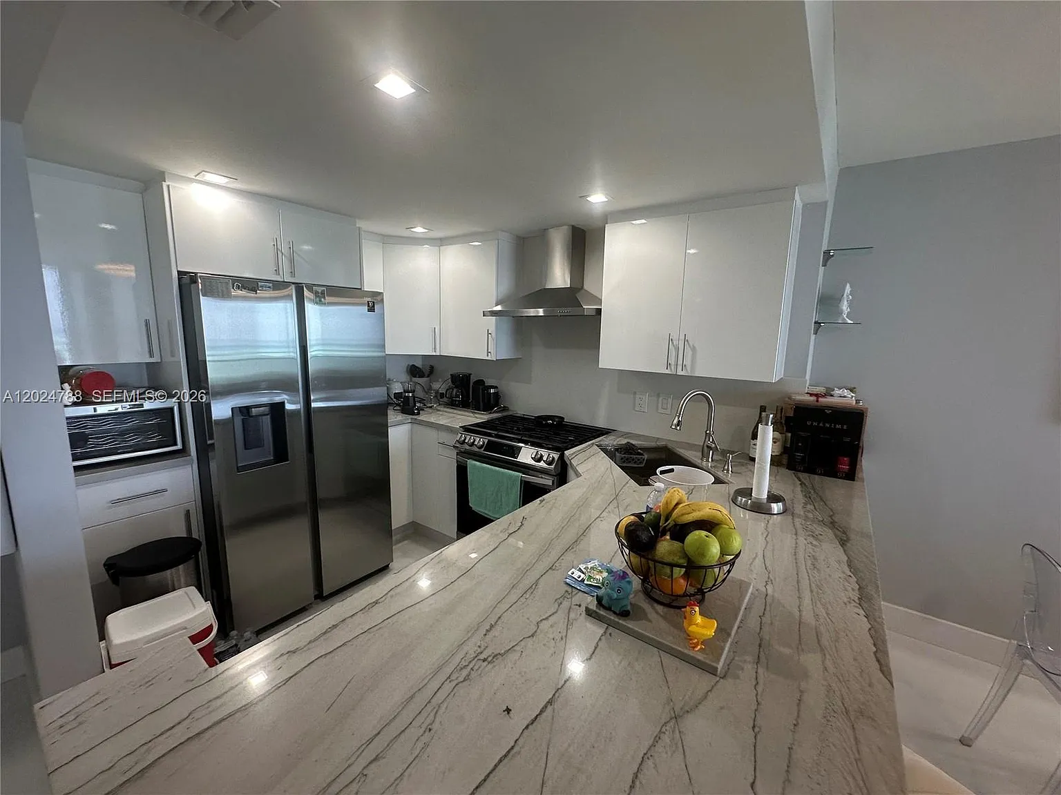 Parker Plaza Condo Estate — Photo 3