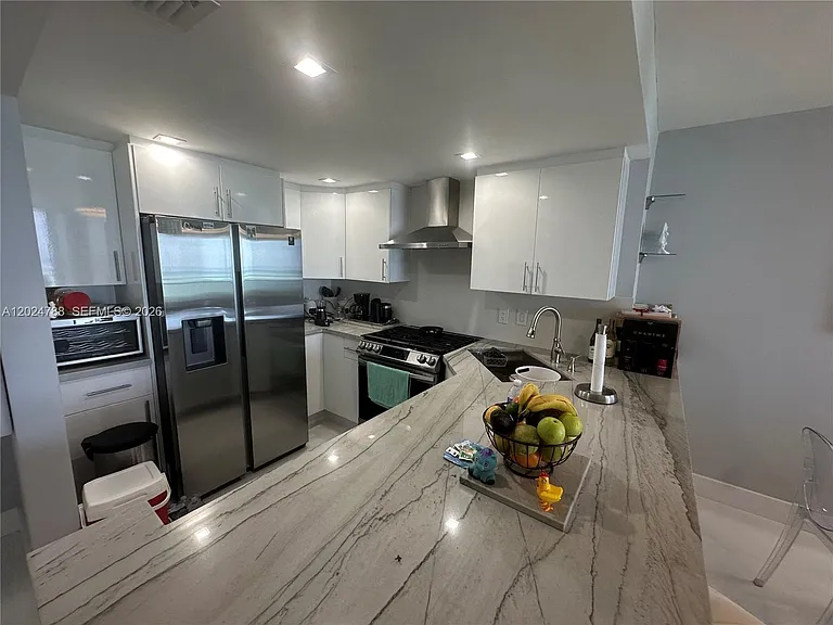 2030 S Ocean Dr #916 — Photo 3