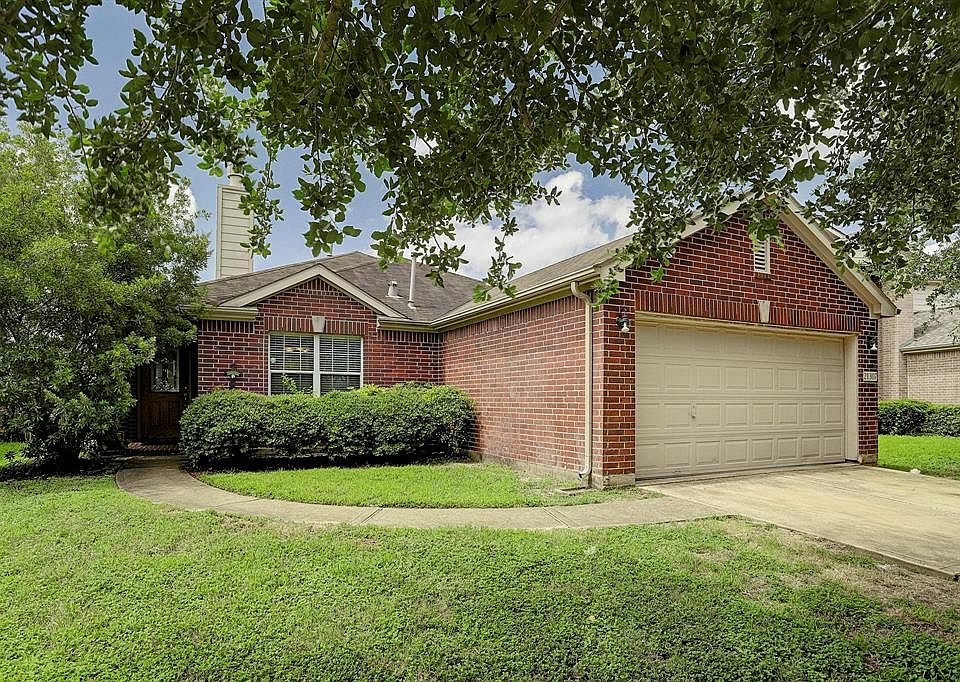1st image of 21307 Cloudbrook Ln