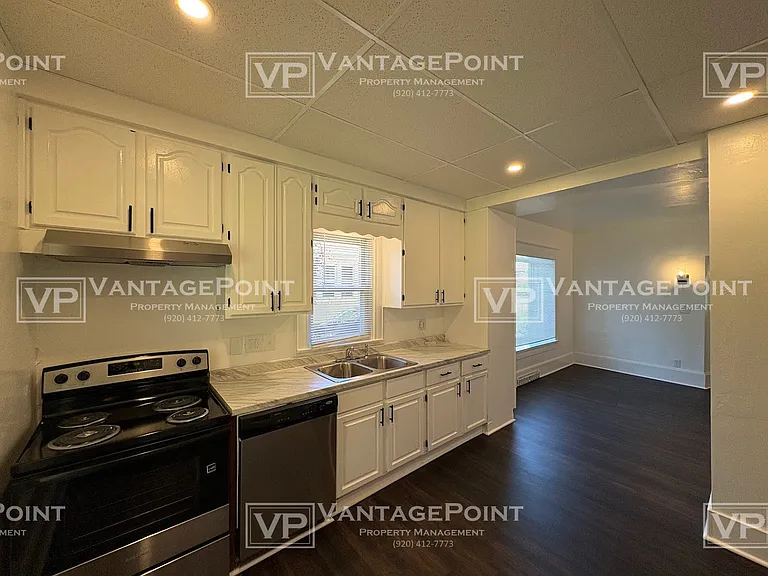 329 S Clay St — Photo 2