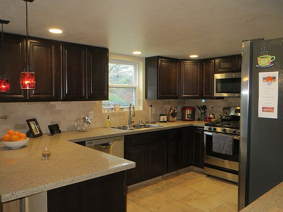 2nd image of 4045 River Woods Dr