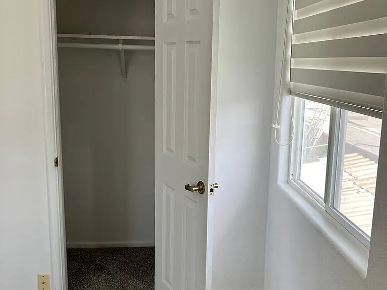 1935 Cloverfield Blvd — Photo 20