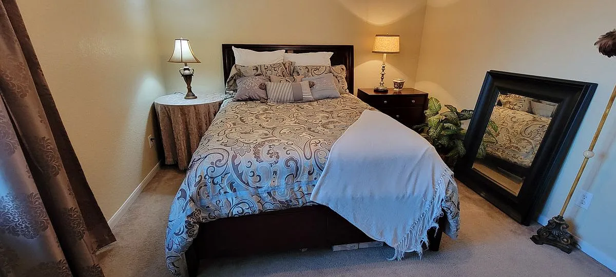 4 bed, 3.0 bath, 2880 sqft, $2,500 — Photo 3