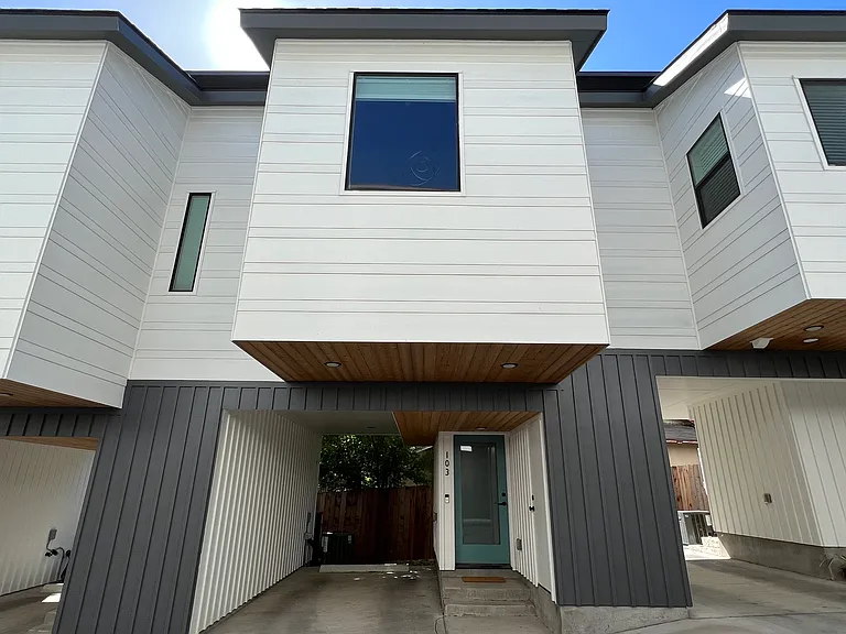913 Duncan Ln — Photo 12
