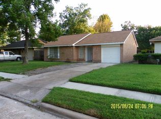 6426 Sandy Oaks Dr, Houston, TX 77050