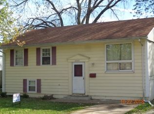 22543 Yates Ave, Sauk Village, IL