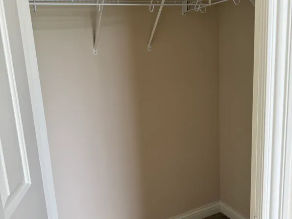 3307 Beaumont Centre Cir, Lexington, KY 40513