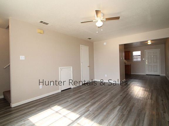5th image of 902C Clairidge Ave