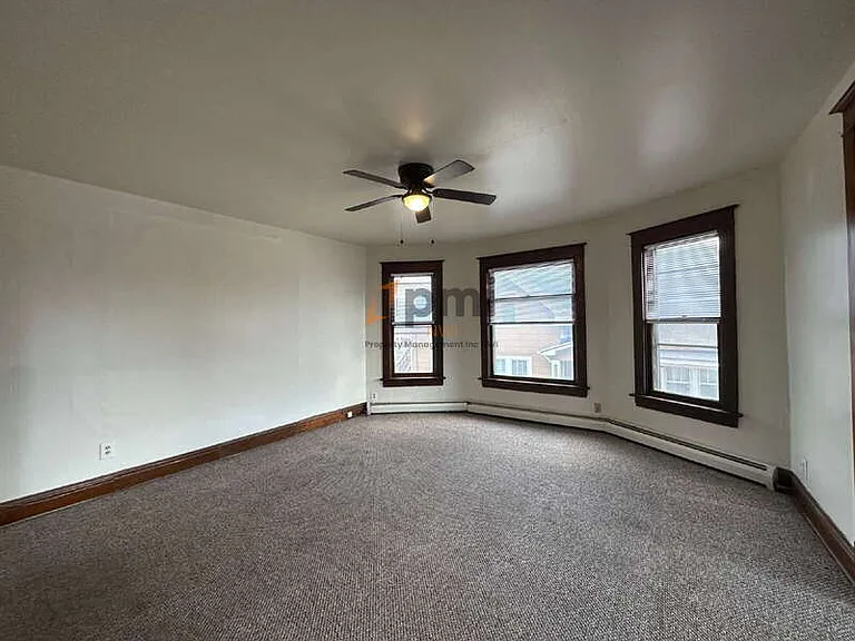1122 Spring St #B — Photo 4