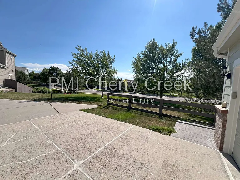 19453 E Hollow Creek Dr — Photo 4