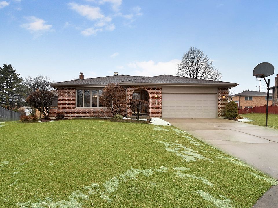 1st image of 7726 Surrey Dr