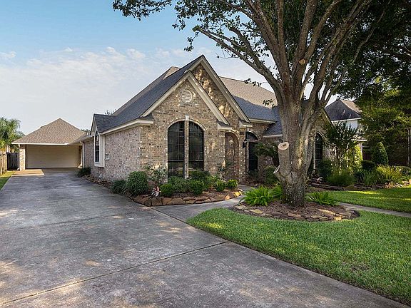 2nd image of 3502 Dalmatian Ln