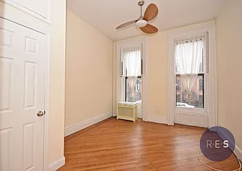 Rented by RES New York