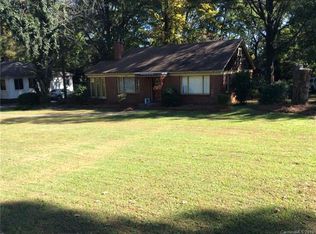 2206 Rama Rd, Charlotte, NC 28212