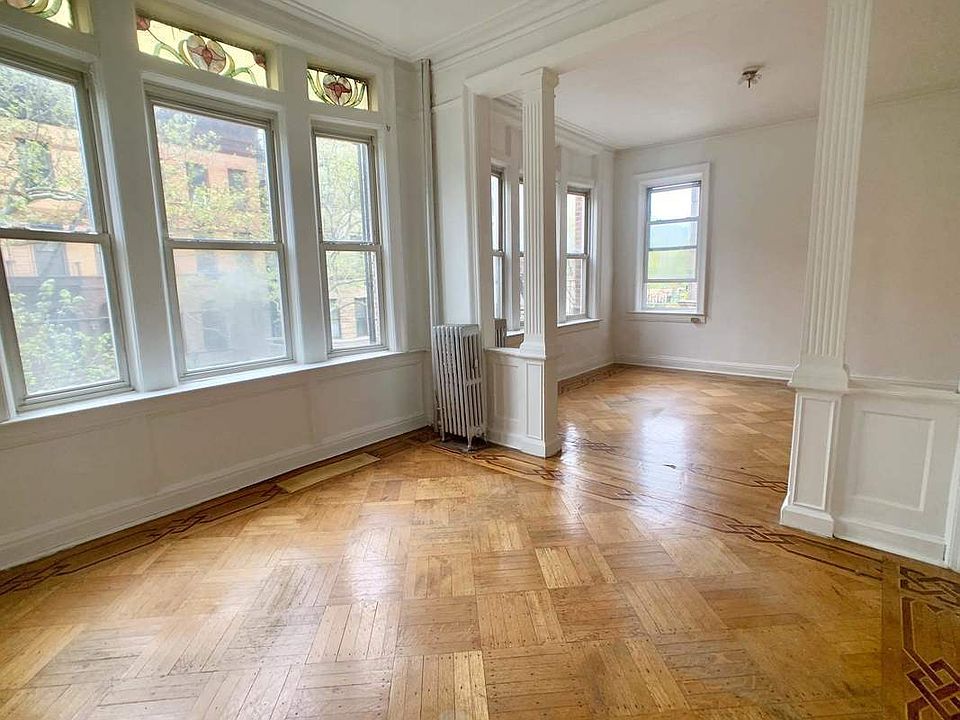 1st image of 636 11th St