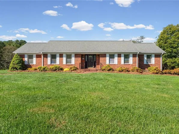 4468 State Highway 801 S, Advance, NC 27006