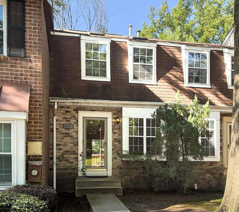 1st image of 13627 Deerwater Dr #9-D