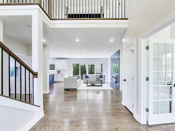 4th image of 1133 Fortuna Ave