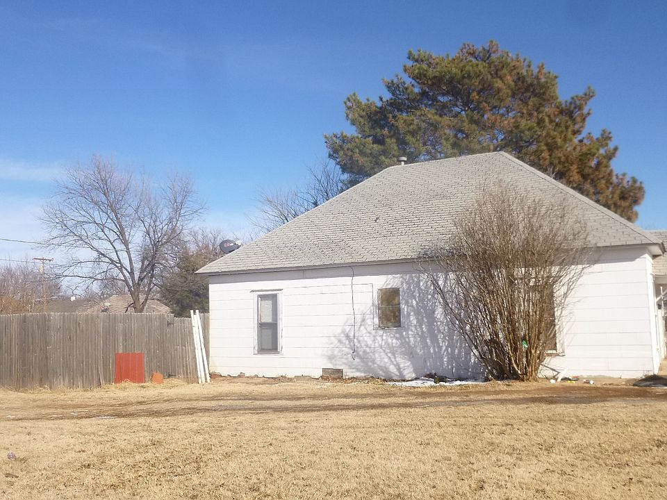 2nd image of 421 W A Ave