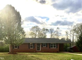 271 Williamson Dr, Williamson, GA 30292